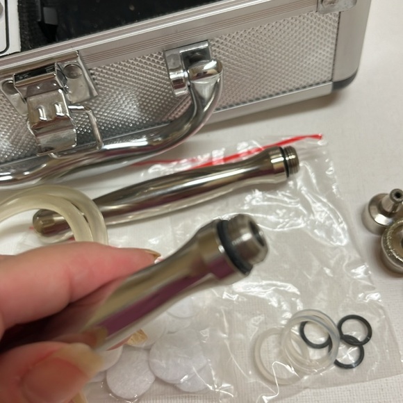 Diamond Microdermabrasion home kit - Picture 6 of 12